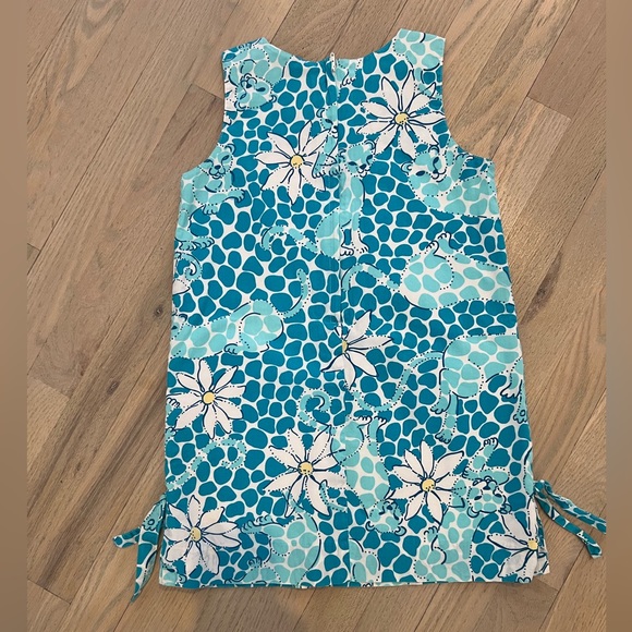 Lilly Pulitzer Children’s Shift Aqua with cheetah and daisy print - Picture 7 of 7